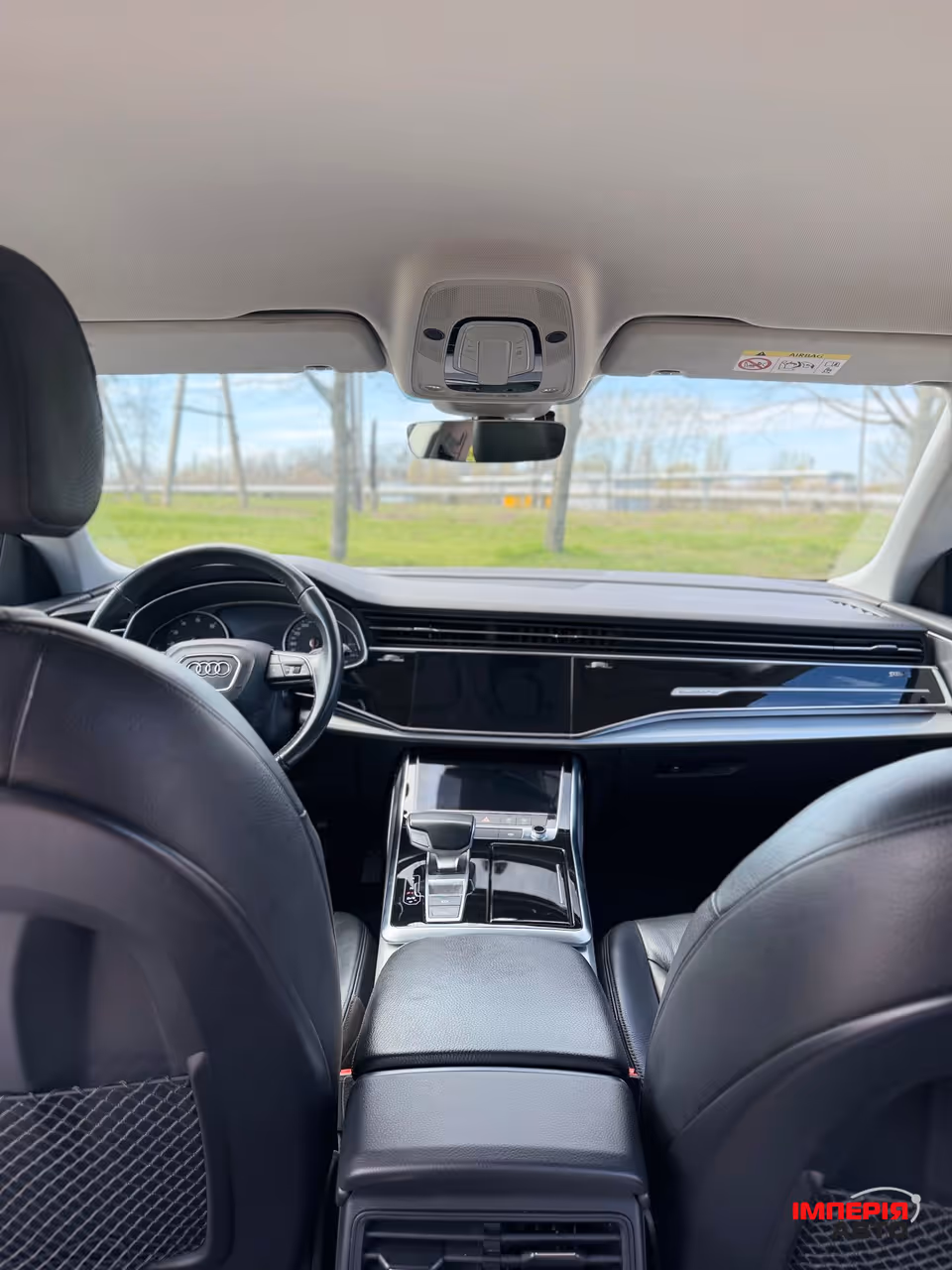 Audi Q8 - фото 7