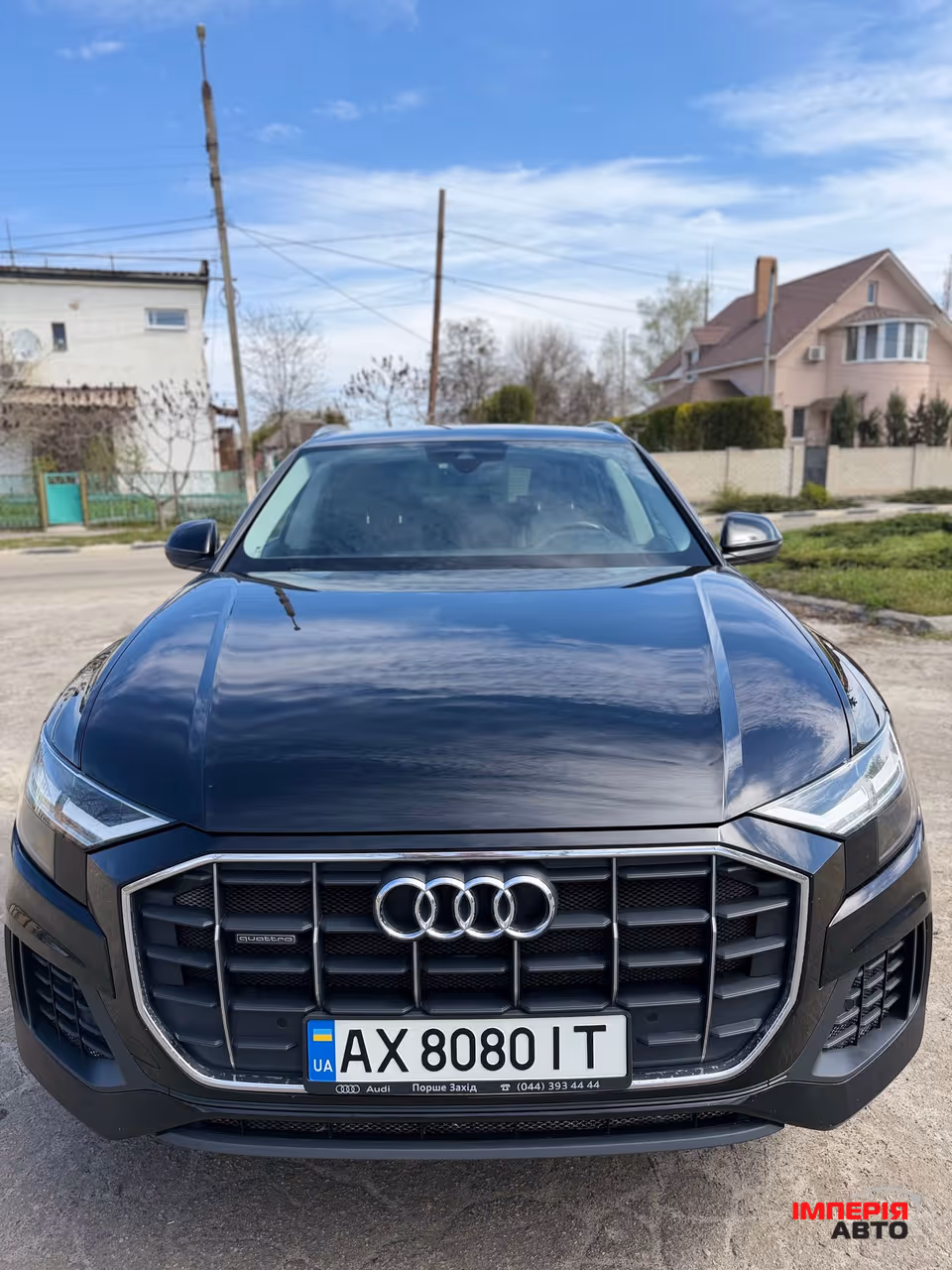 Audi Q8 - фото 1