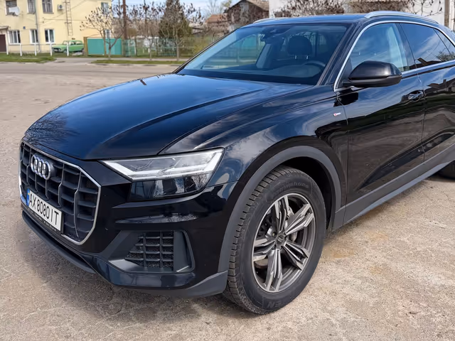 Audi Q8 - фото 2