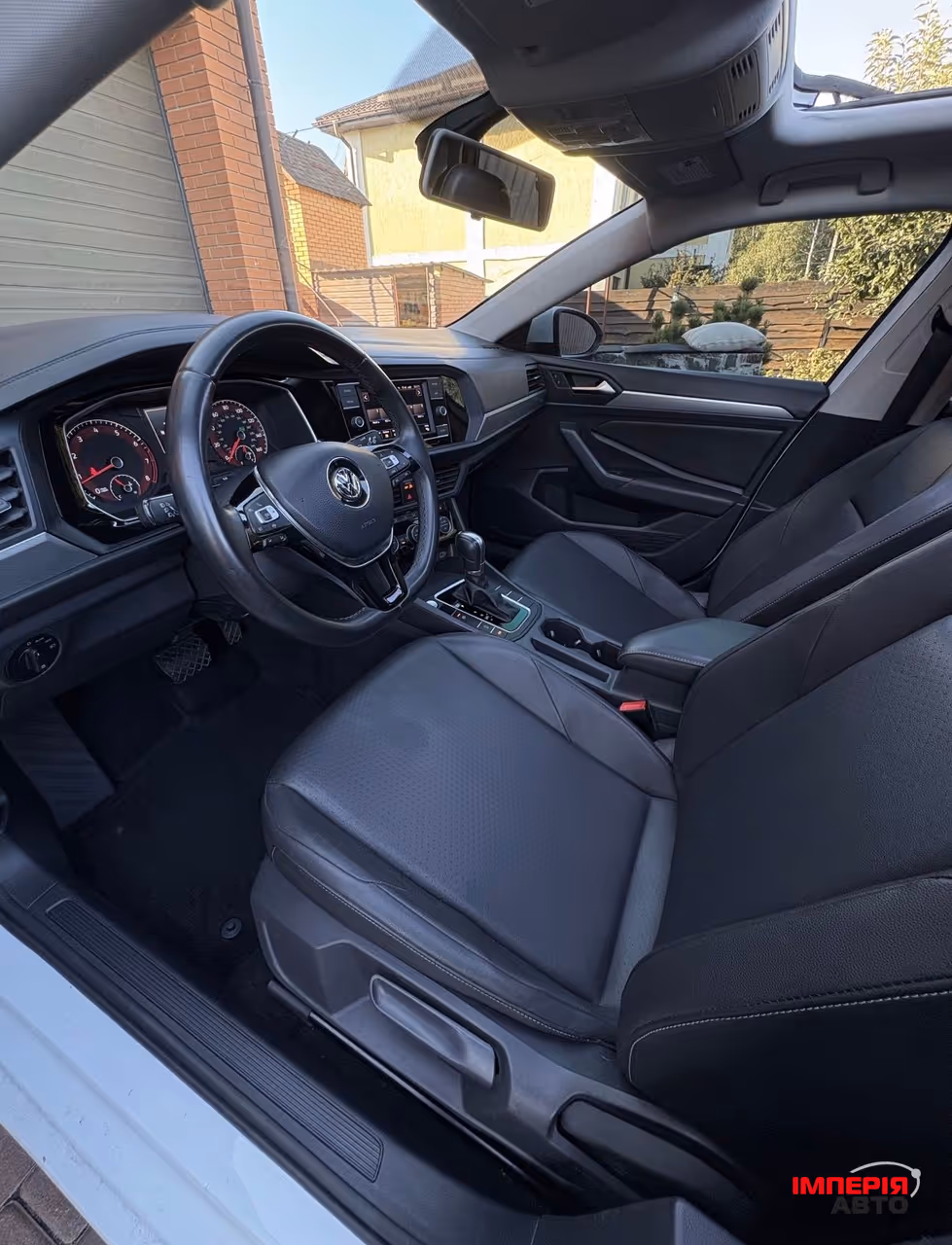 Volkswagen Jetta - фото 17