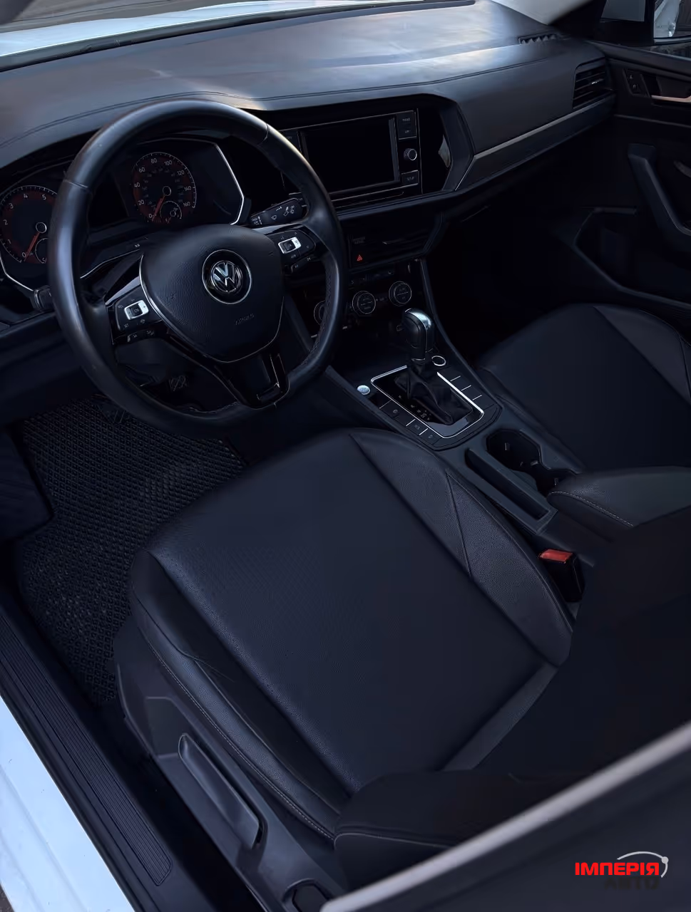 Volkswagen Jetta - фото 13