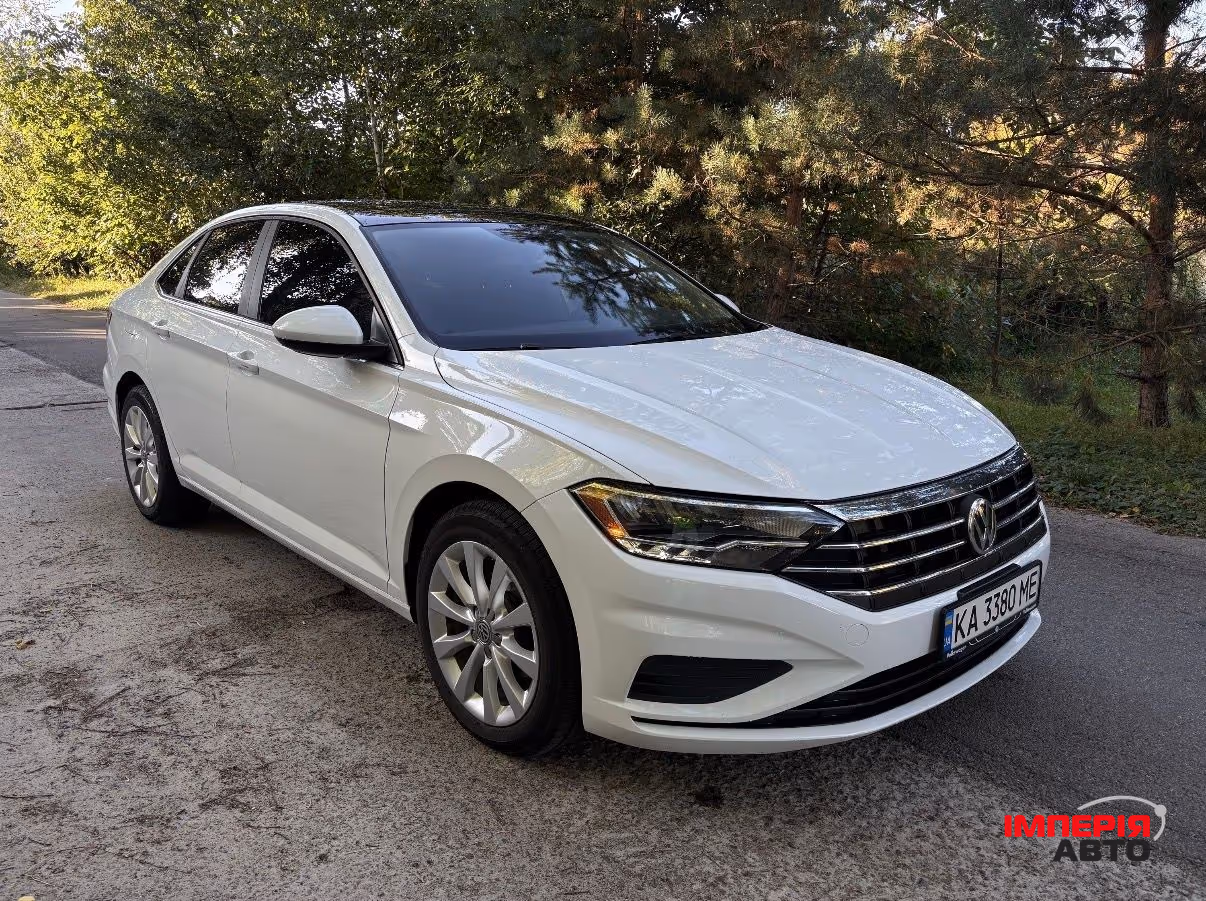 Volkswagen Jetta - фото 4