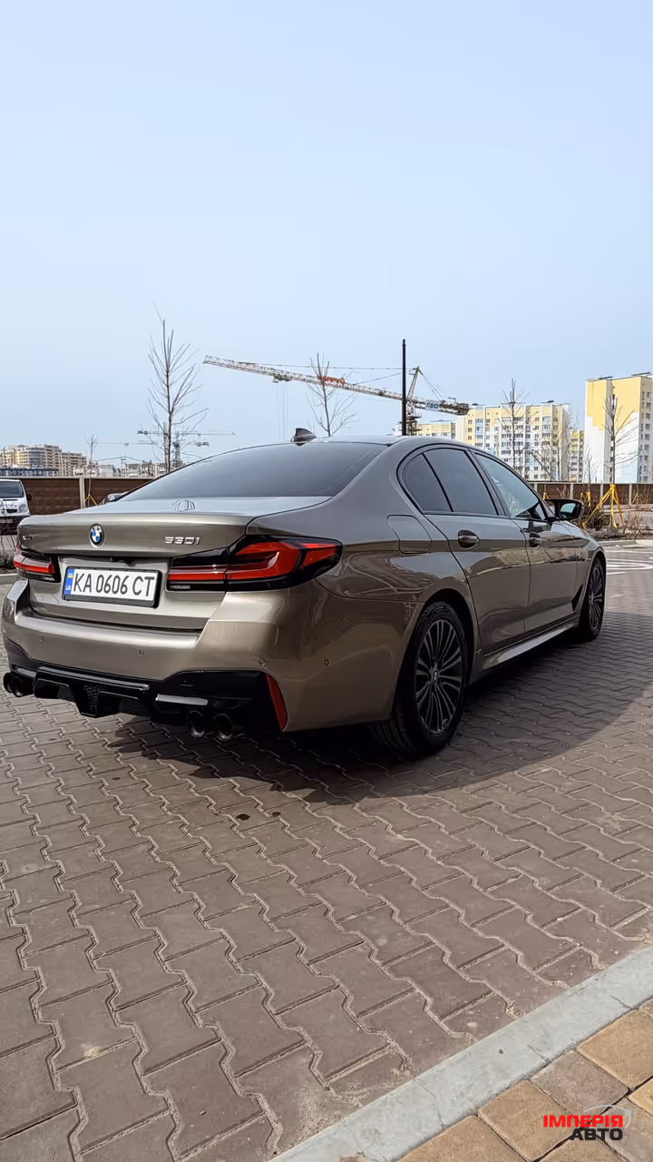 BMW 5 серії - фото 8