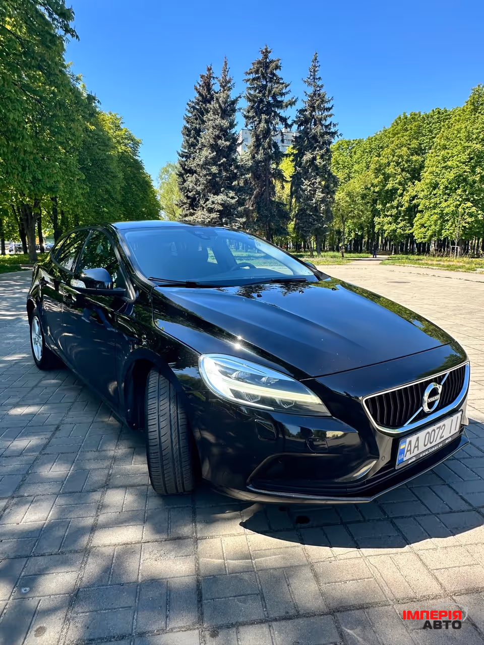 Volvo V40 - фото 2