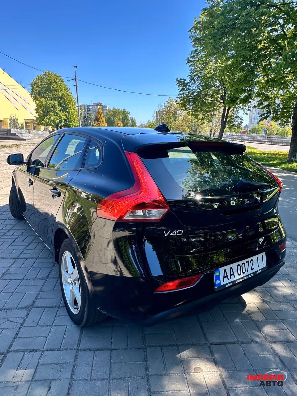 Volvo V40 - фото 5