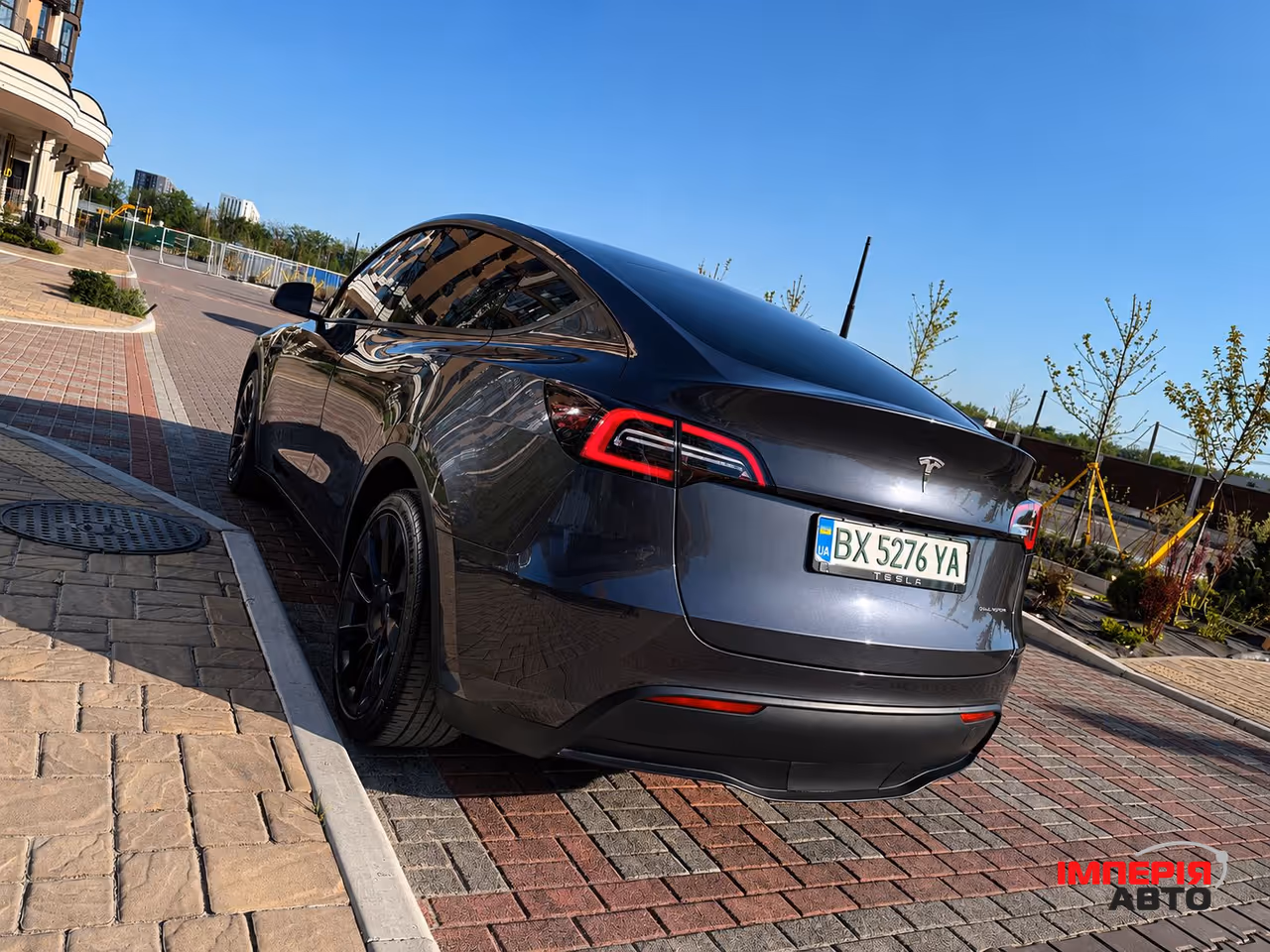 Tesla Model Y - фото 7