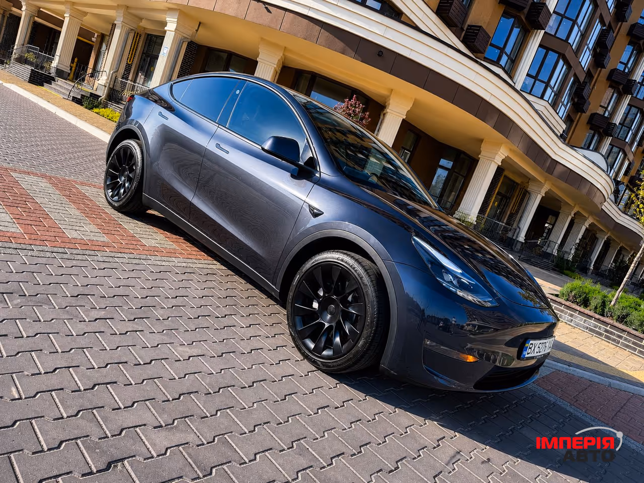 Tesla Model Y - фото 2