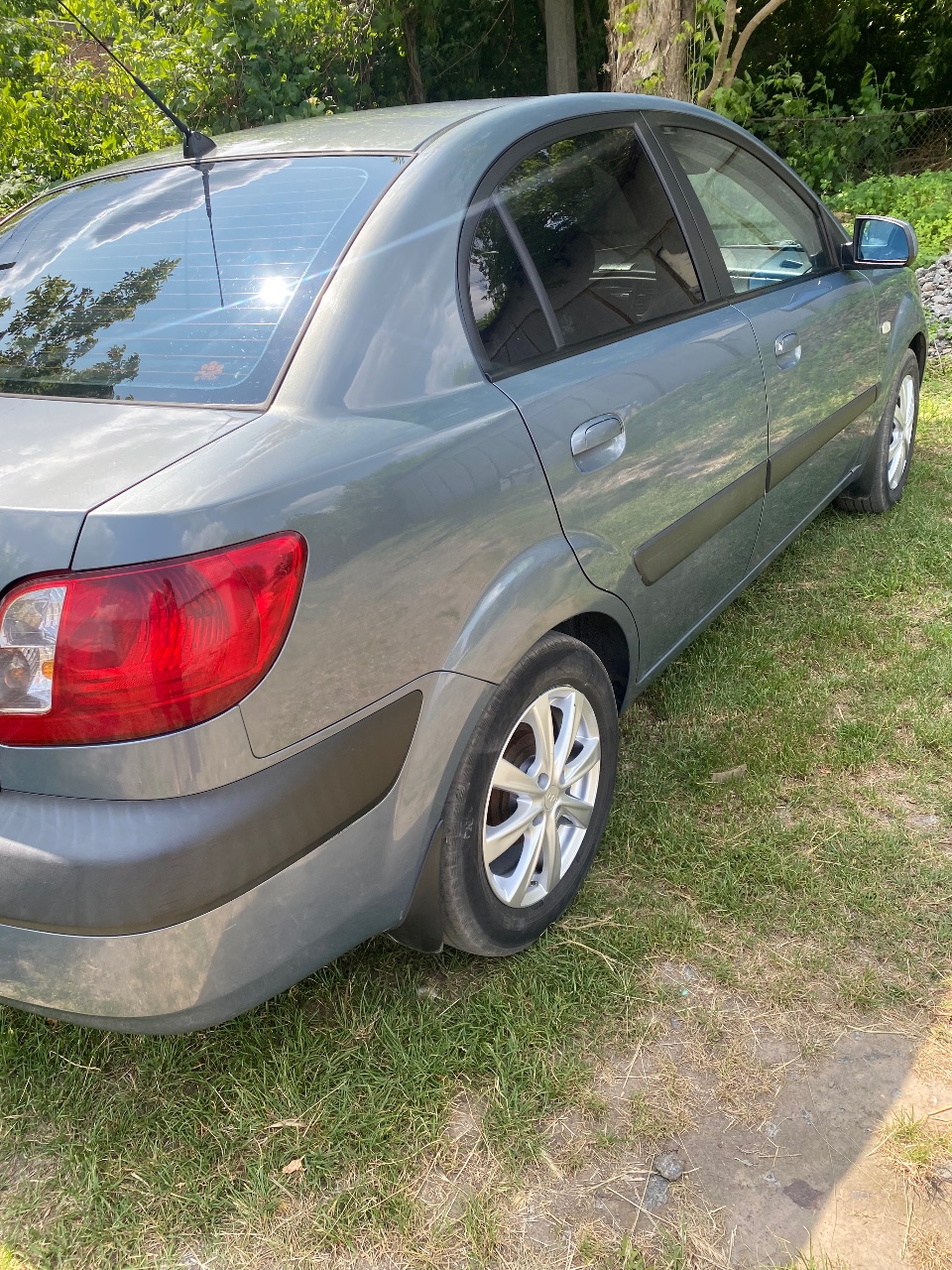 Kia Rio - фото 4