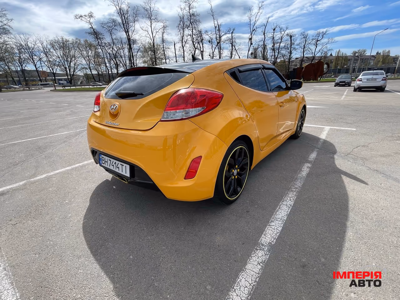 Hyundai Veloster - фото 11