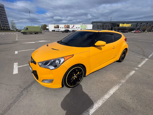 Hyundai Veloster - фото 2