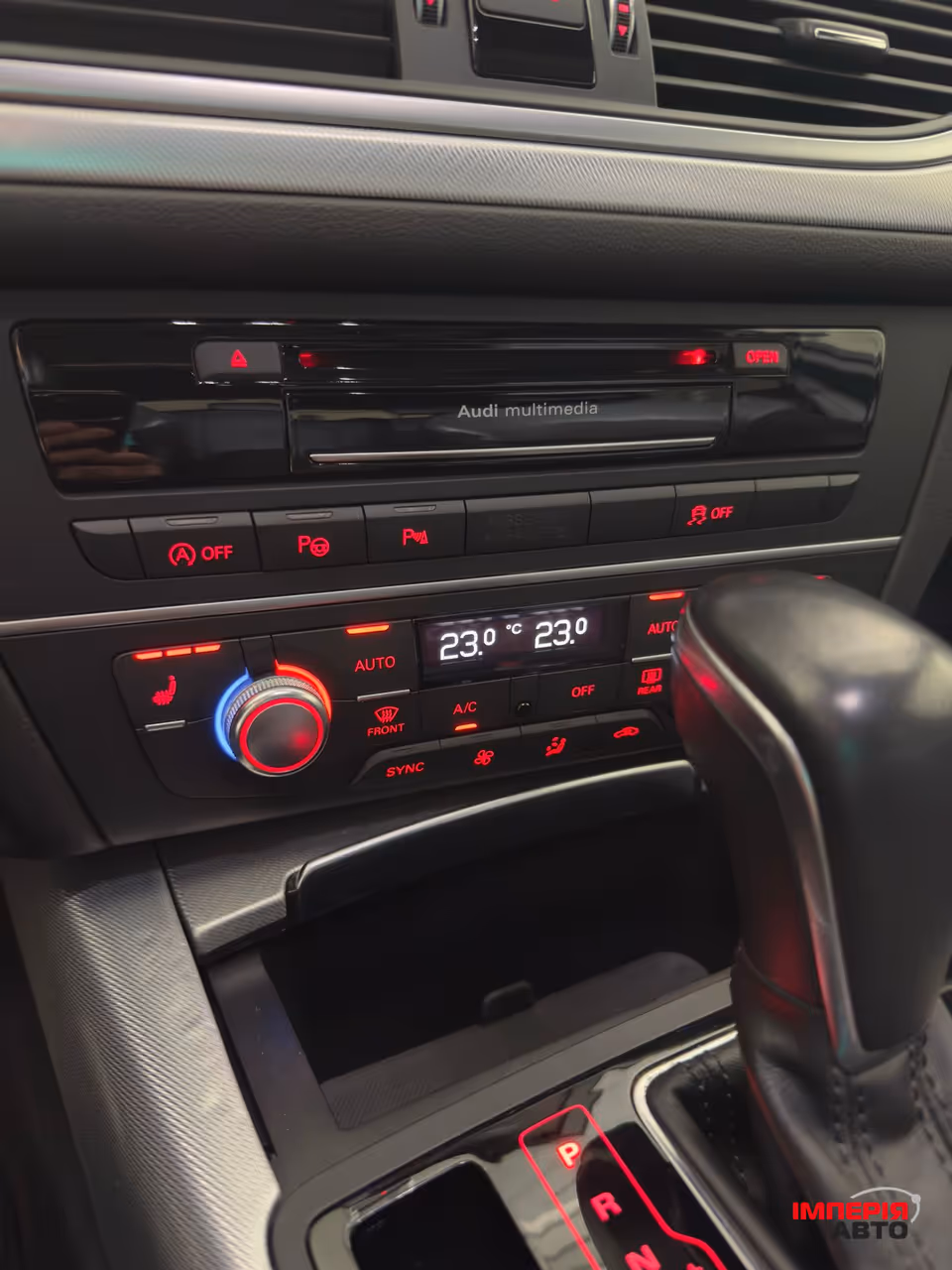 Audi A6 - фото 21