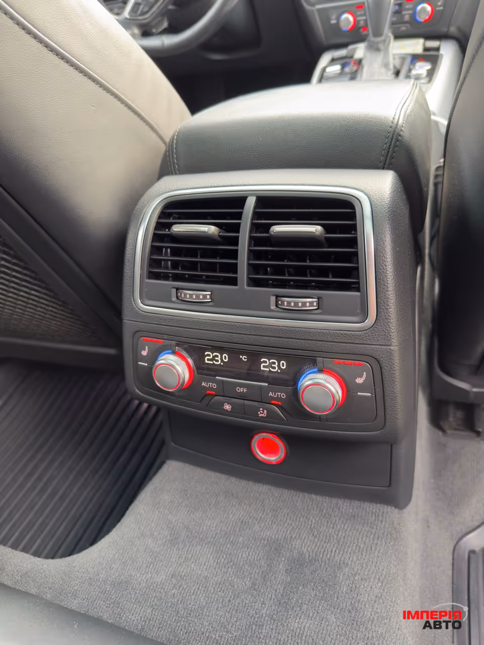 Audi A6 - фото 23