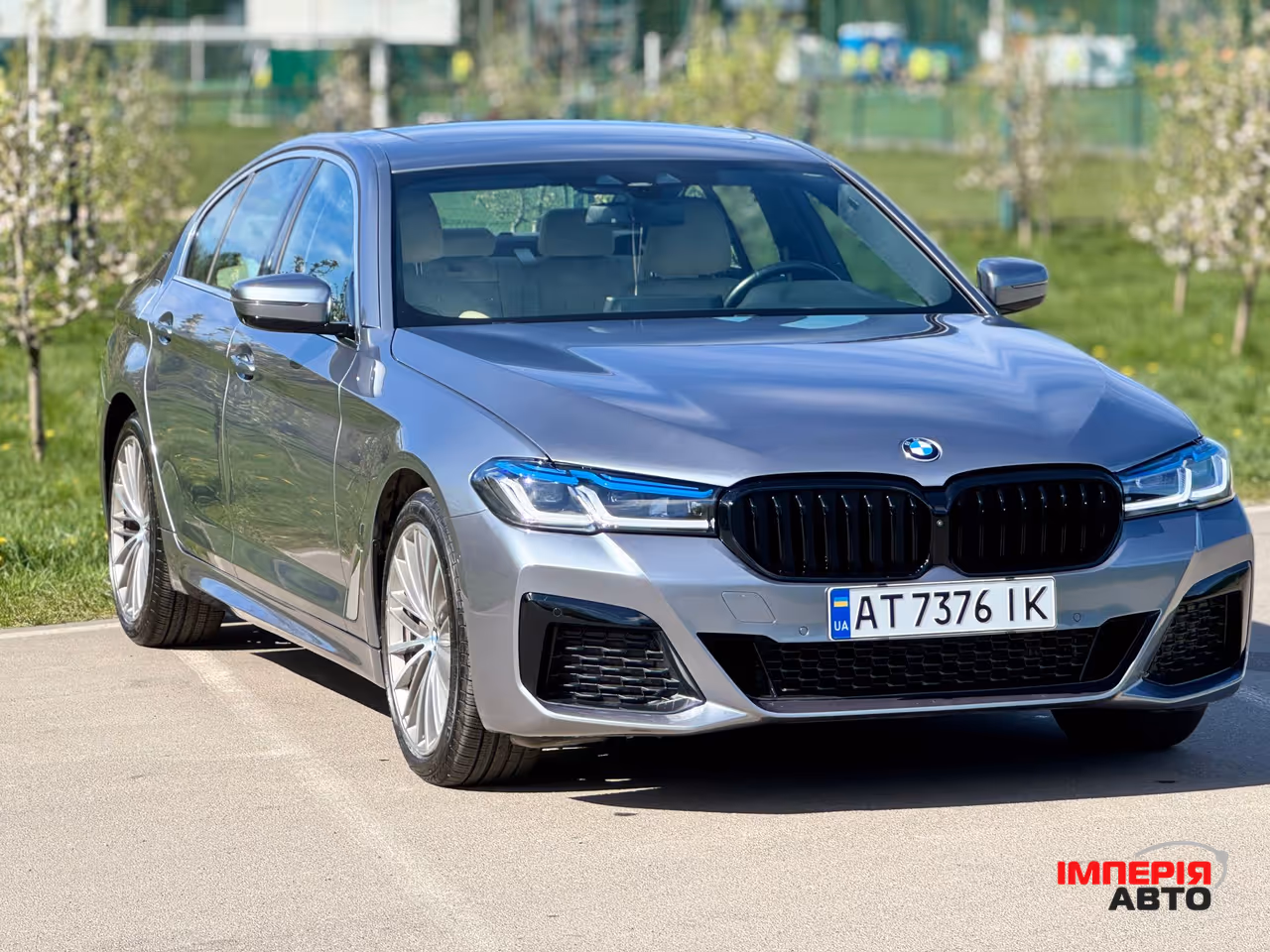 BMW 5 серії - фото 1
