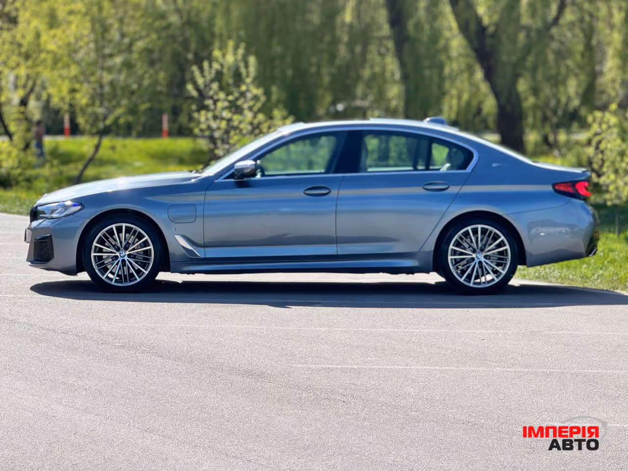 BMW 5 серії - фото 4
