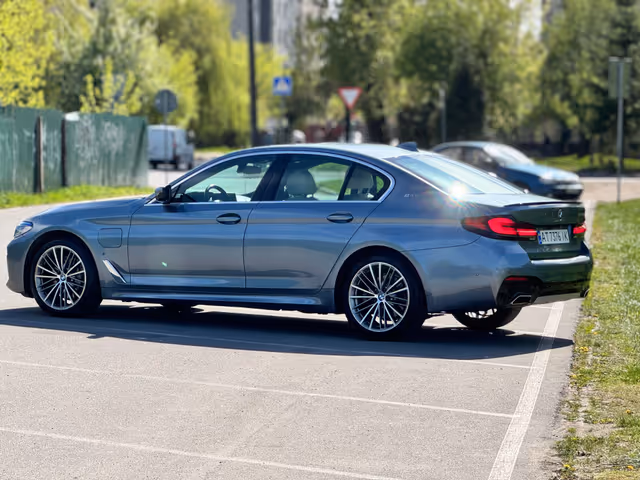 BMW 5 серії - фото 3