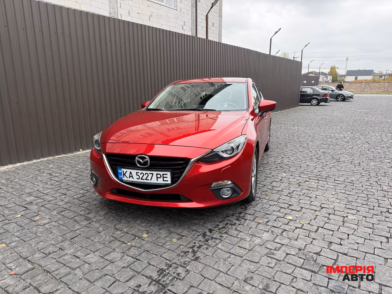 Mazda 3 - фото 1