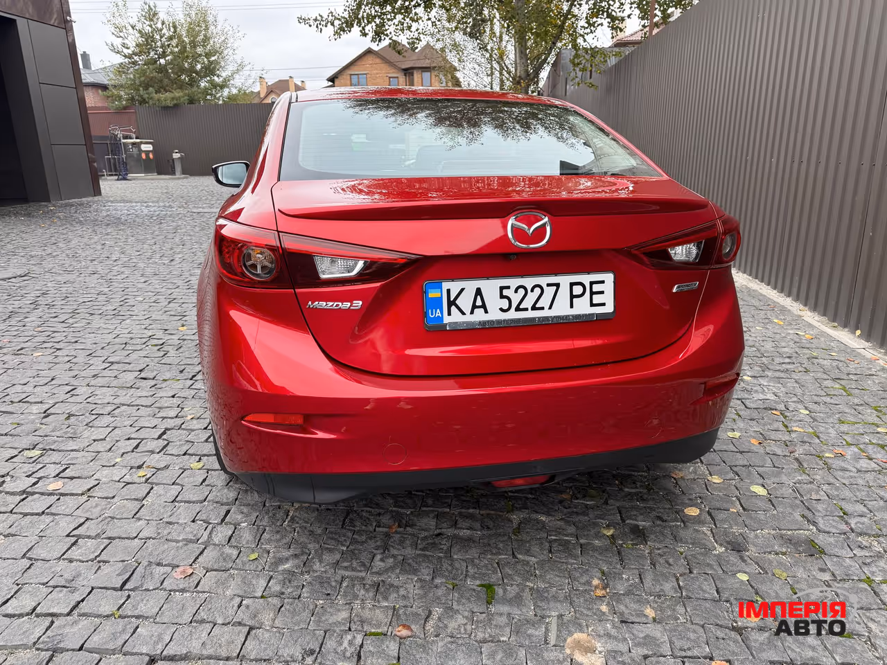 Mazda 3 - фото 6