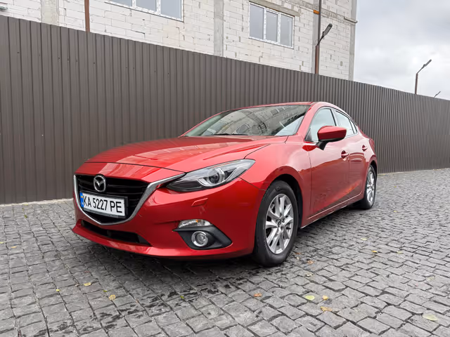 Mazda 3 - фото 3