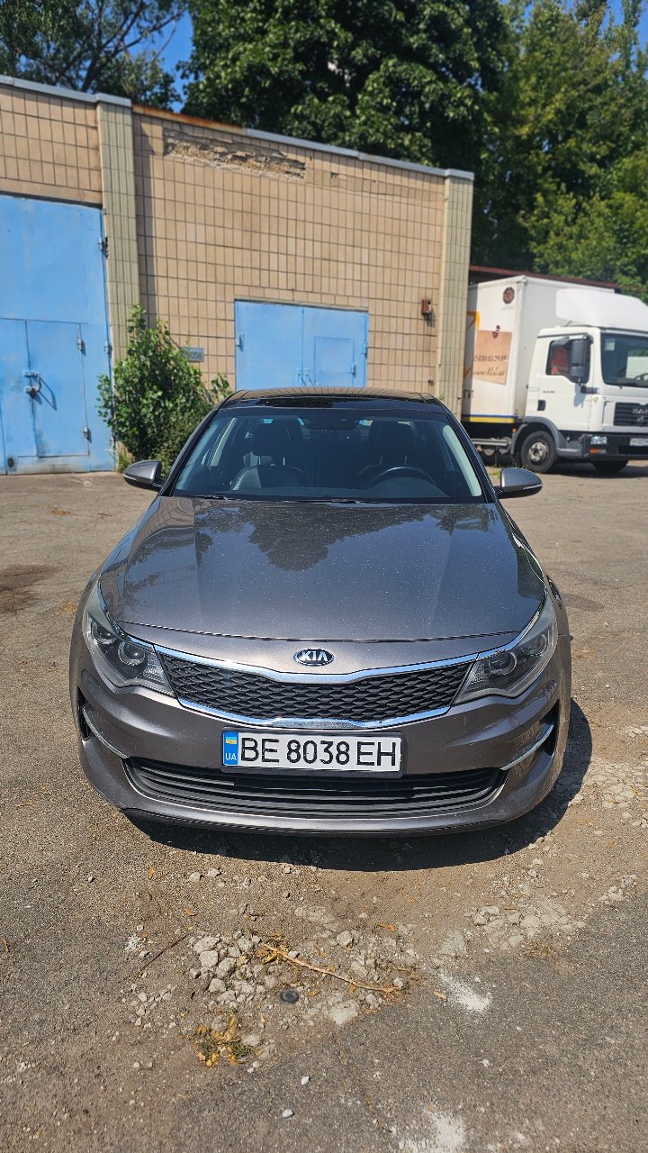 Kia Optima - фото 1