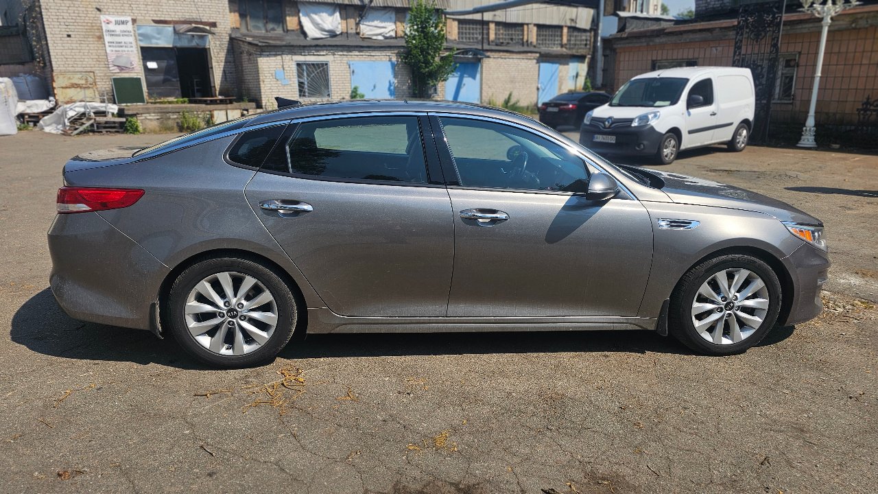 Kia Optima - фото 3