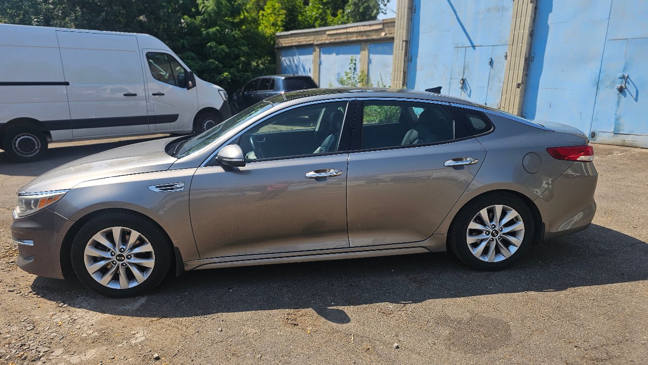 Kia Optima - фото 4