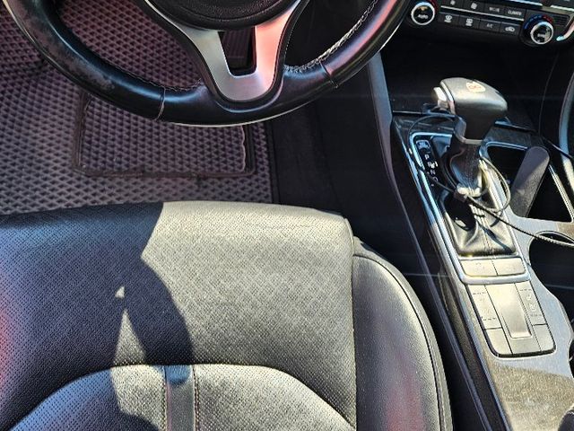 Kia Optima - фото 5