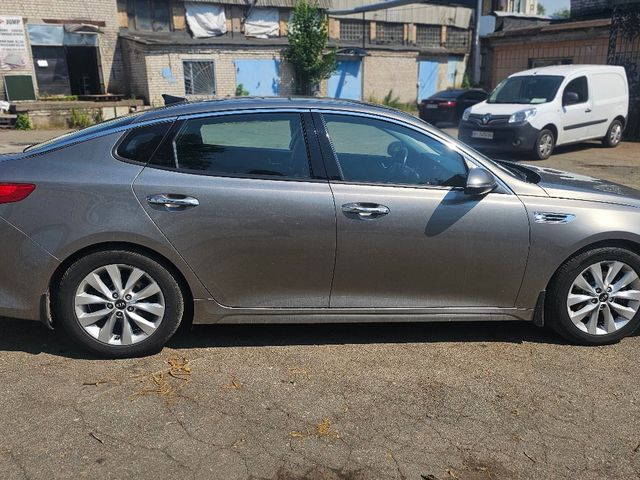 Kia Optima - фото 3