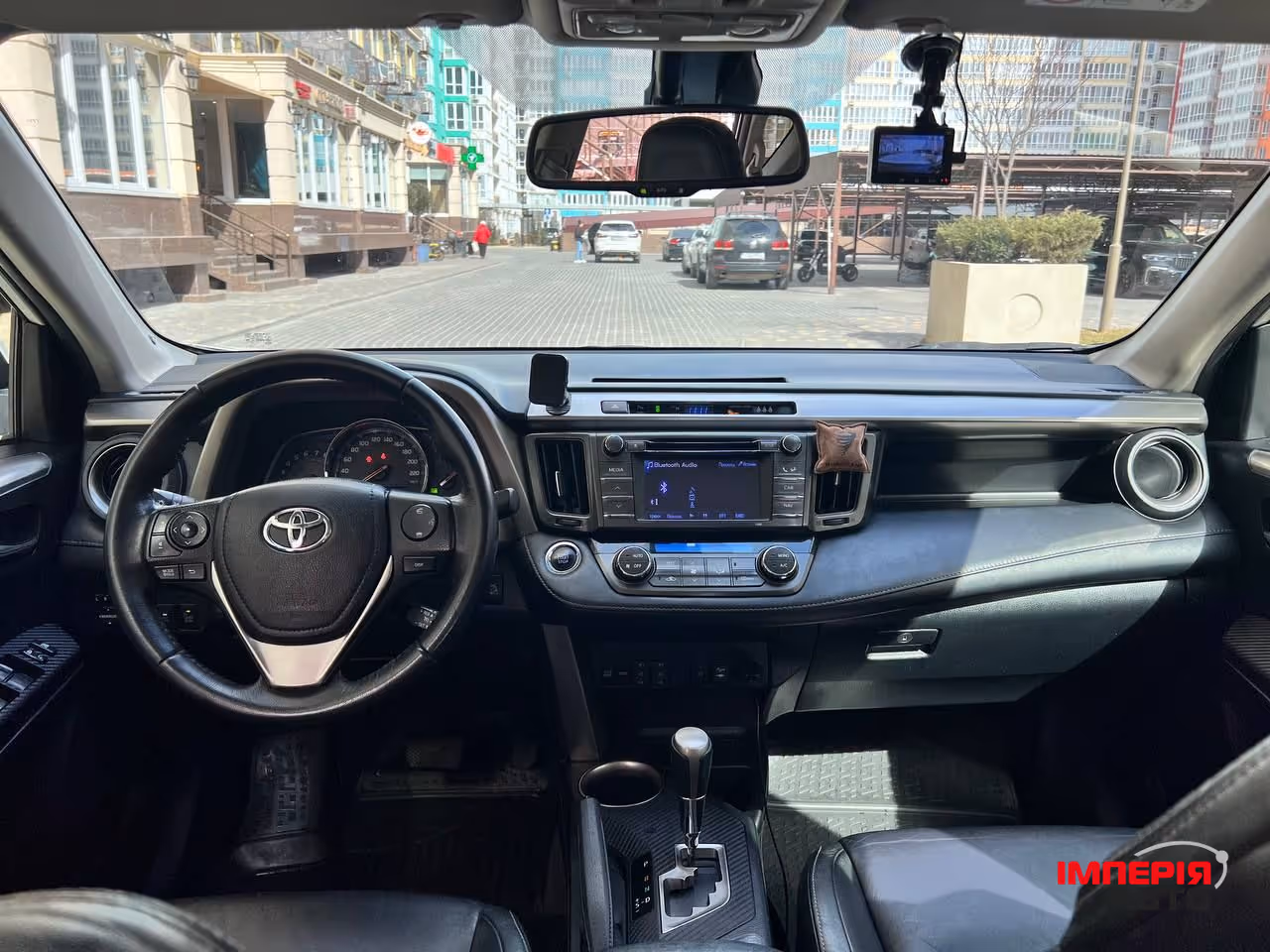 Toyota RAV4 - фото 18