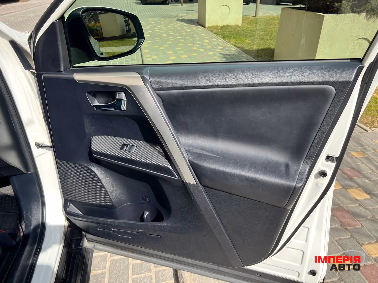 Toyota RAV4 - фото 27