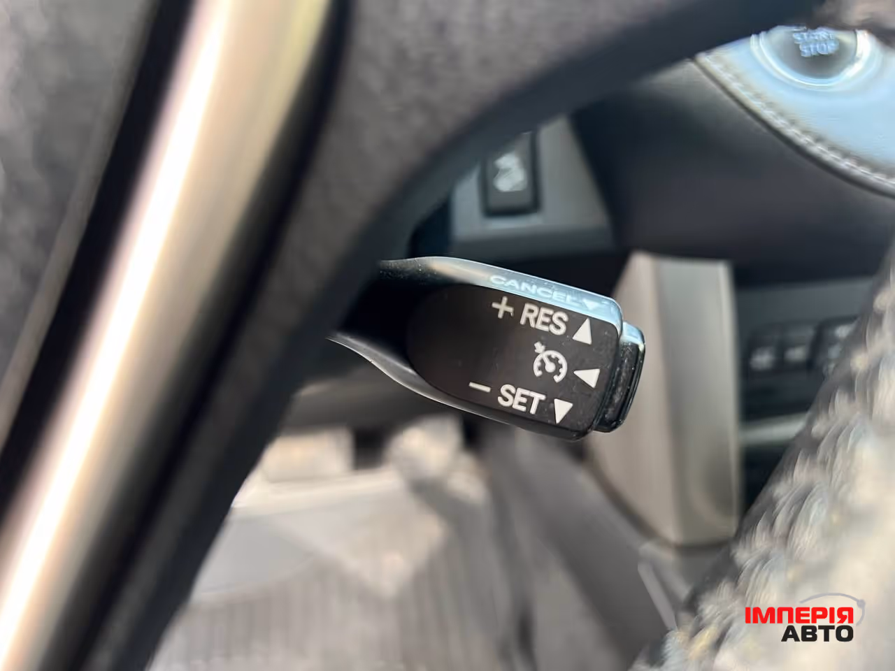 Toyota RAV4 - фото 13