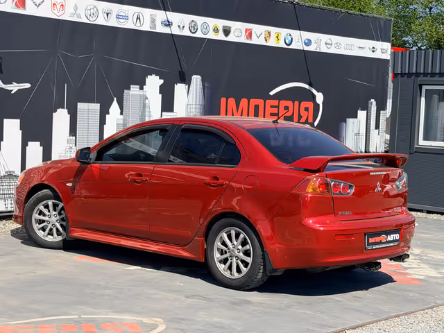 Mitsubishi Lancer - фото 5
