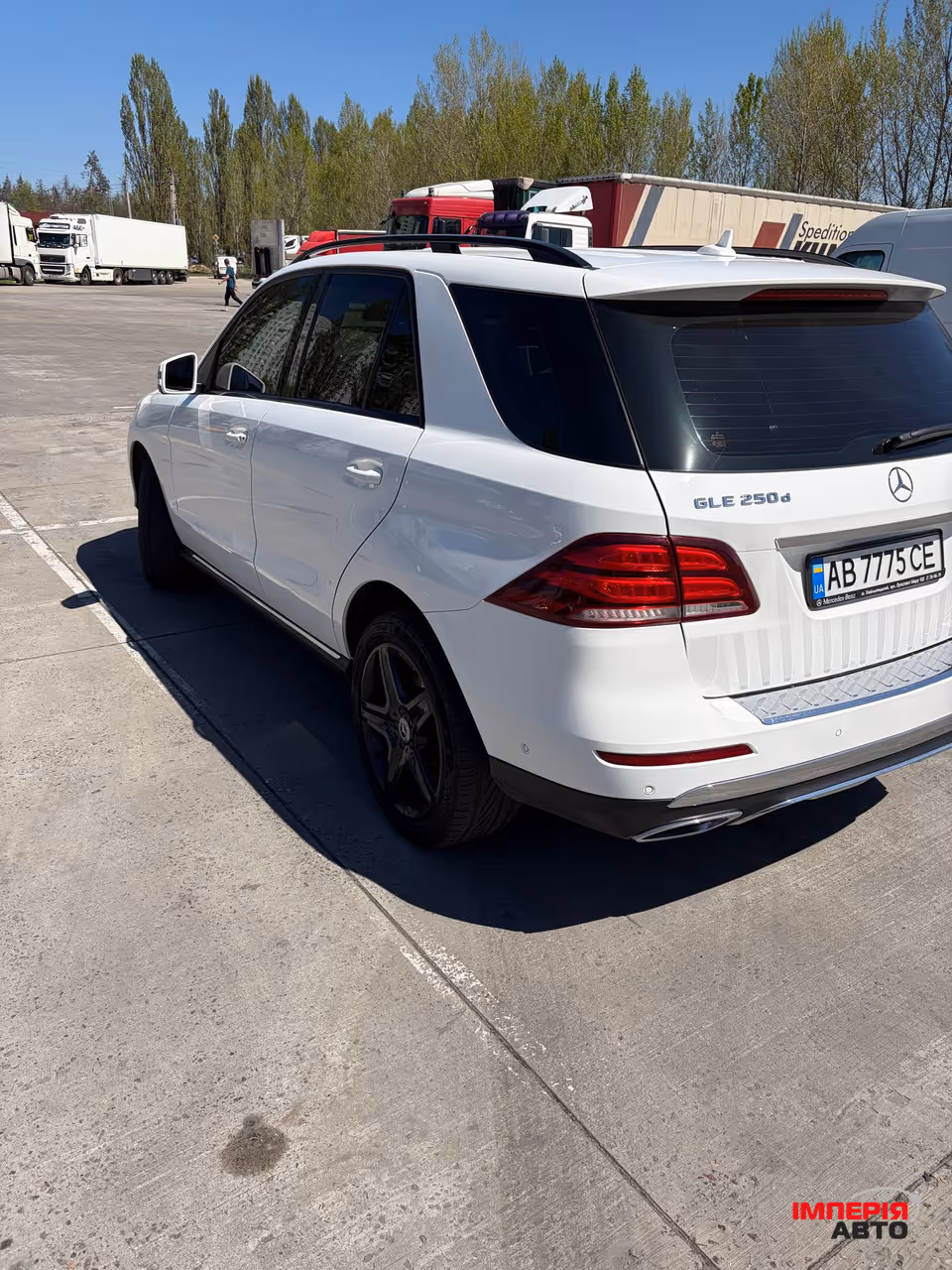 Mercedes-Benz GLE - фото 3