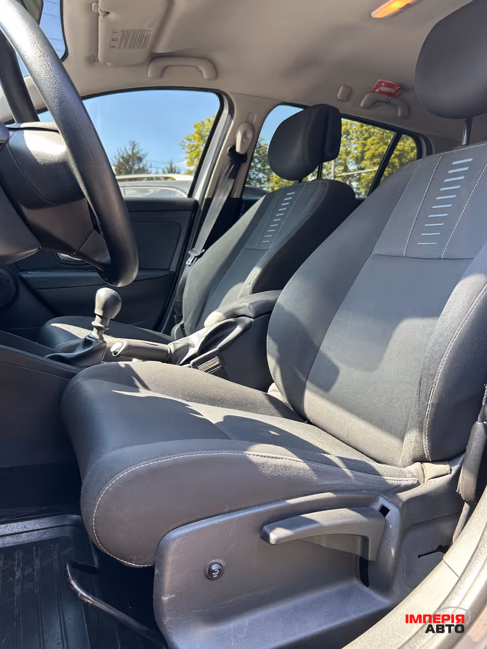 Renault Megane - фото 11