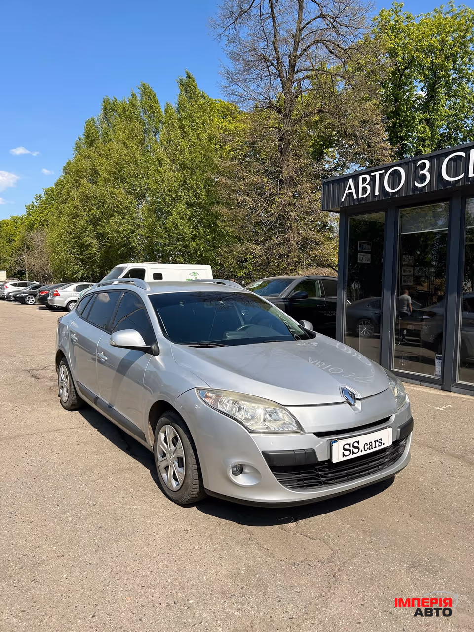 Renault Megane - фото 1