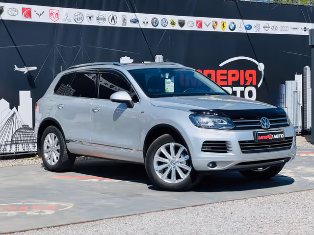 Volkswagen Touareg - фото 3