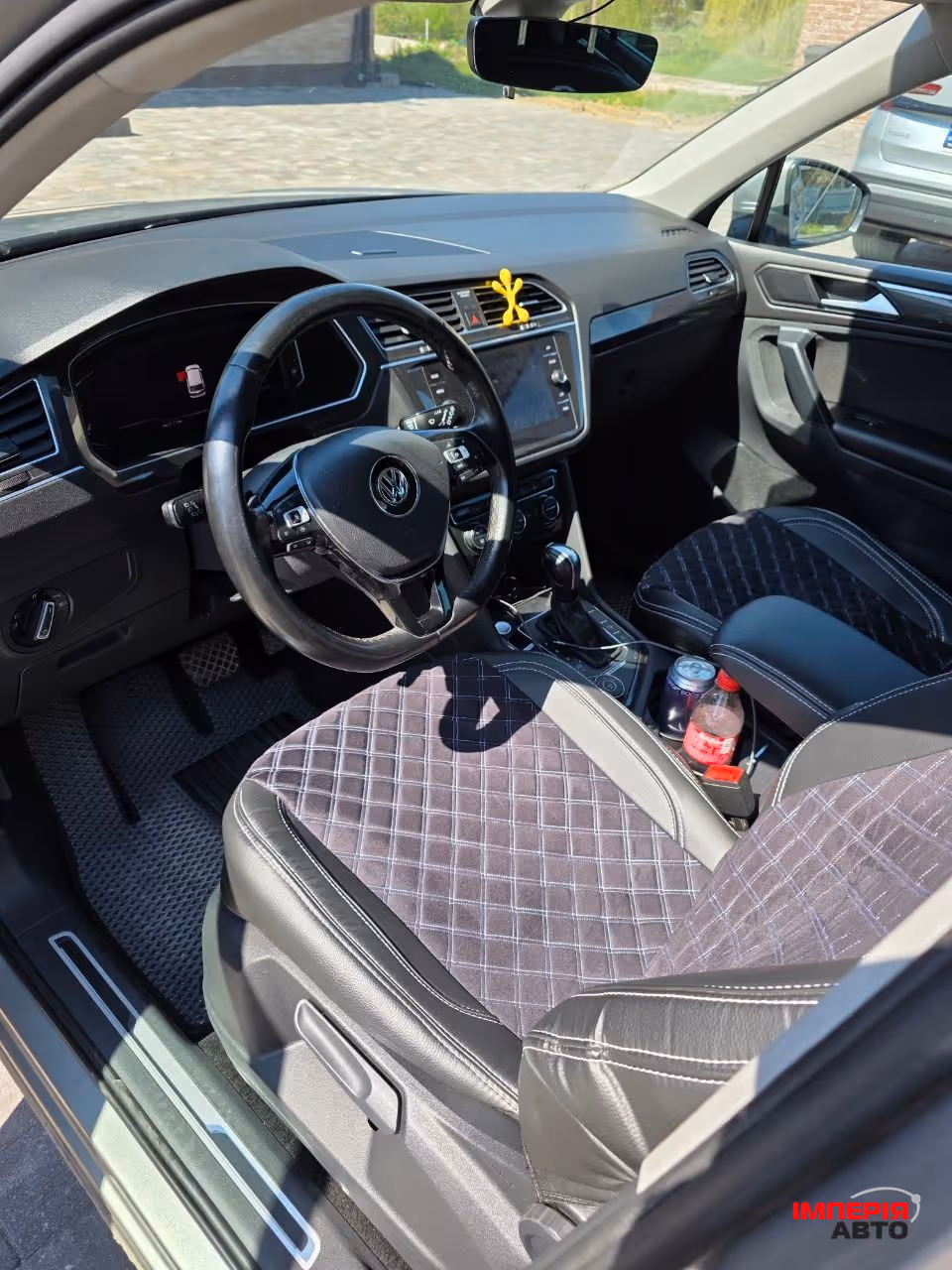 Volkswagen Tiguan - фото 4