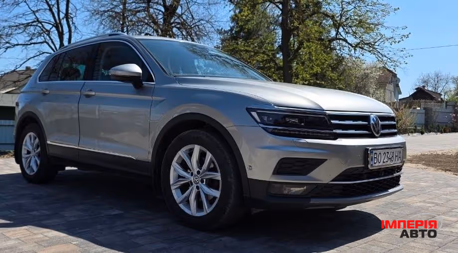 Volkswagen Tiguan - фото 9
