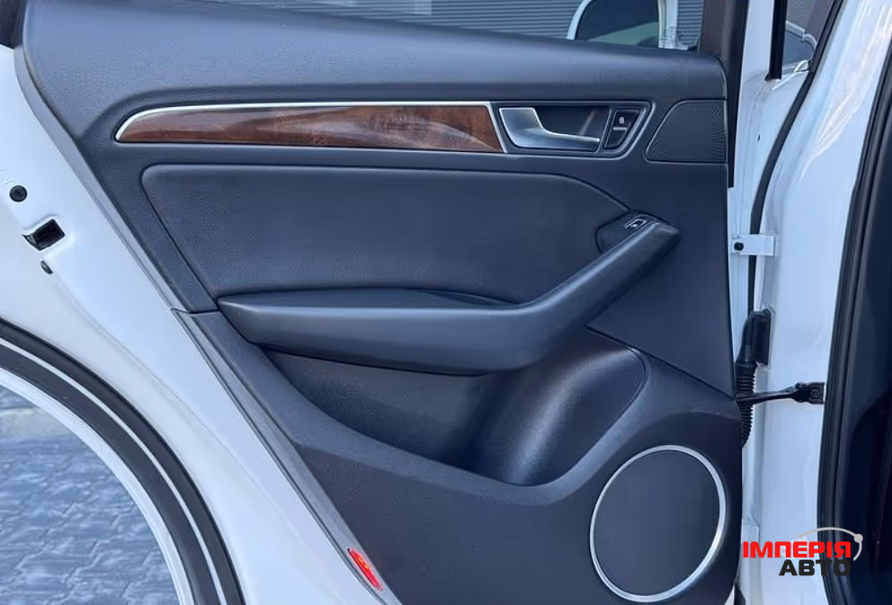 Audi Q5 - фото 10