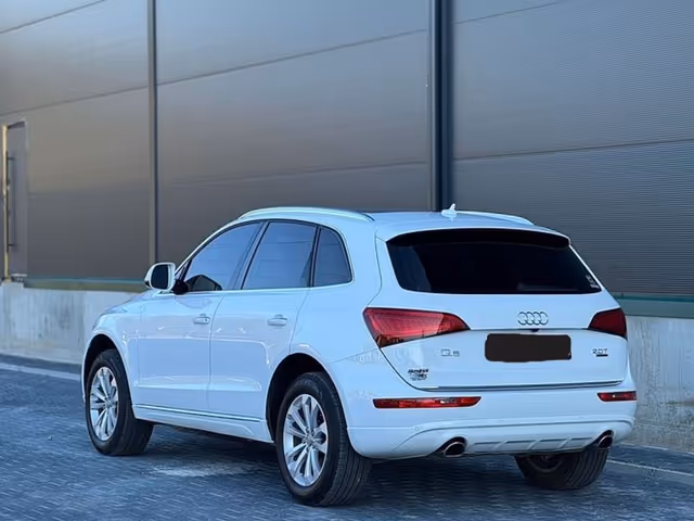 Audi Q5 - фото 4