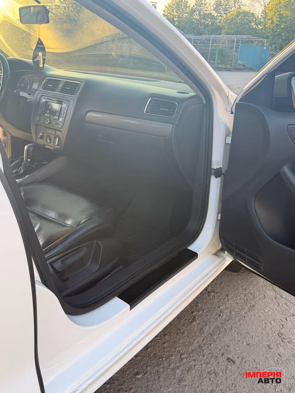 Volkswagen Jetta - фото 14
