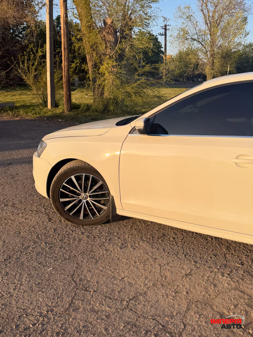 Volkswagen Jetta - фото 2
