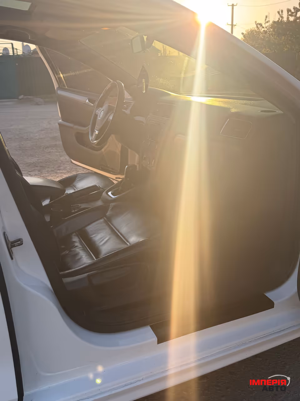 Volkswagen Jetta - фото 12