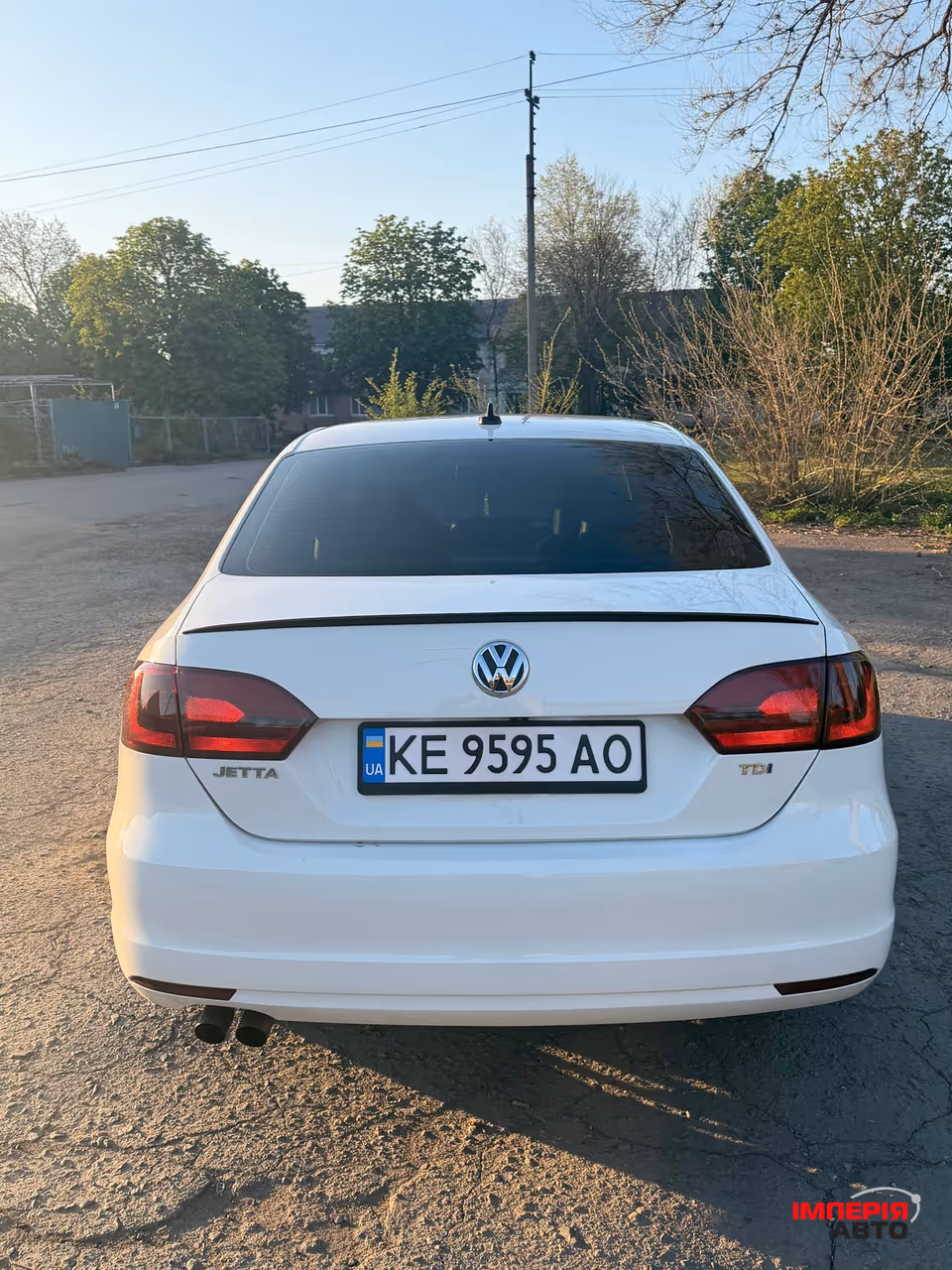 Volkswagen Jetta - фото 4