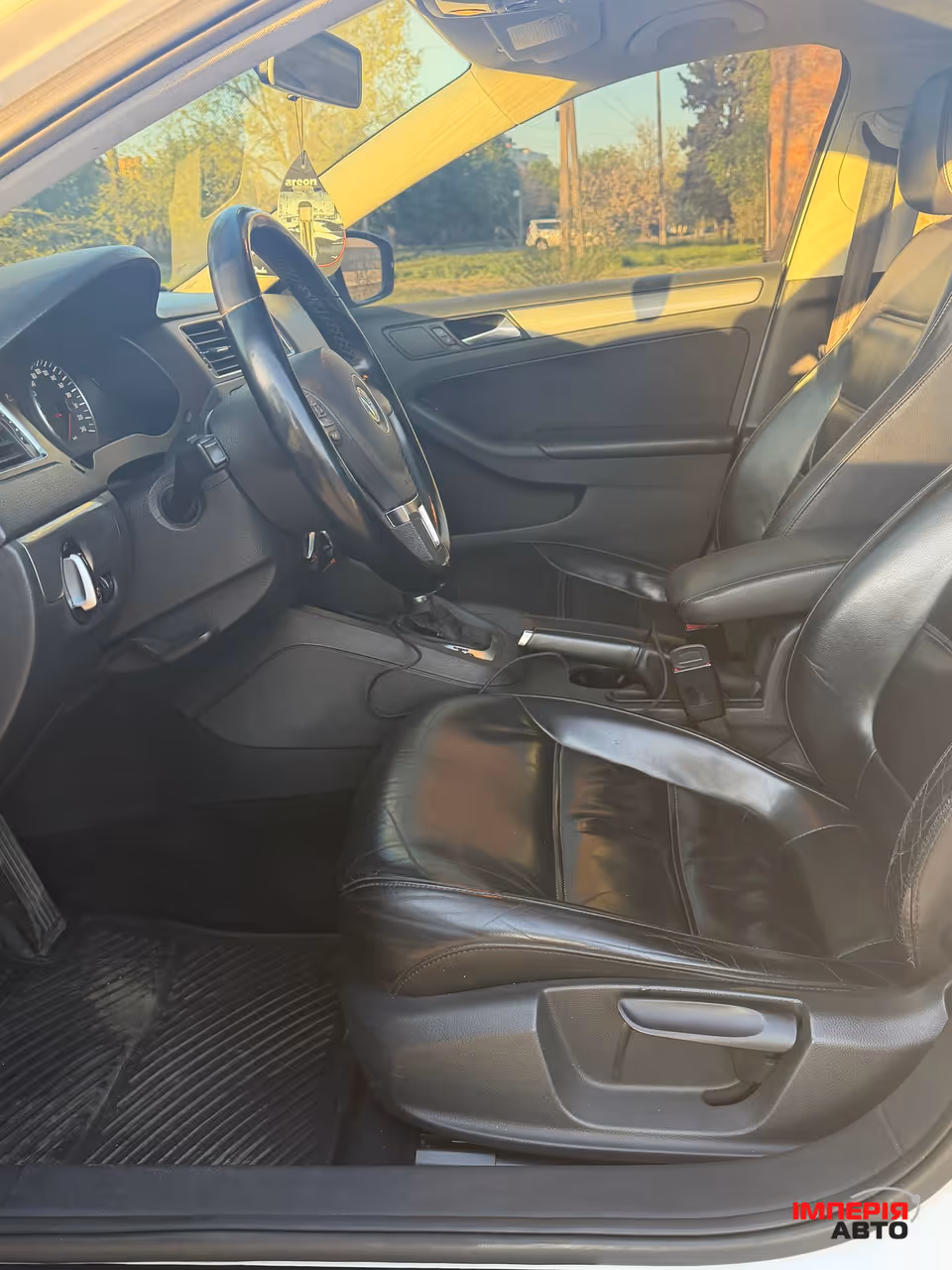 Volkswagen Jetta - фото 26