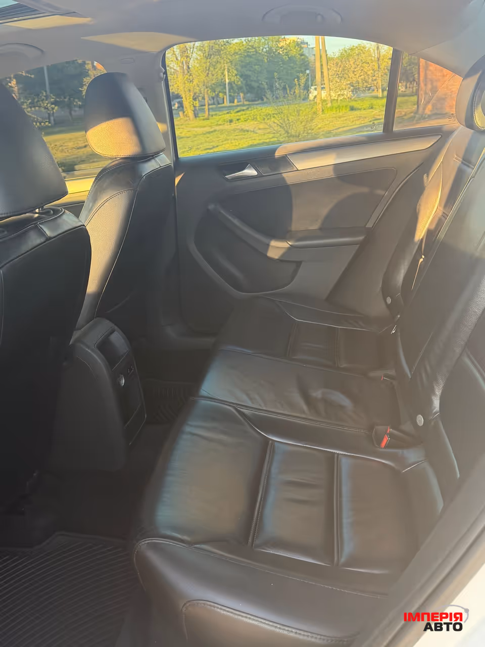 Volkswagen Jetta - фото 20