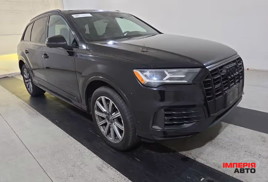 Audi Q7 - фото 1