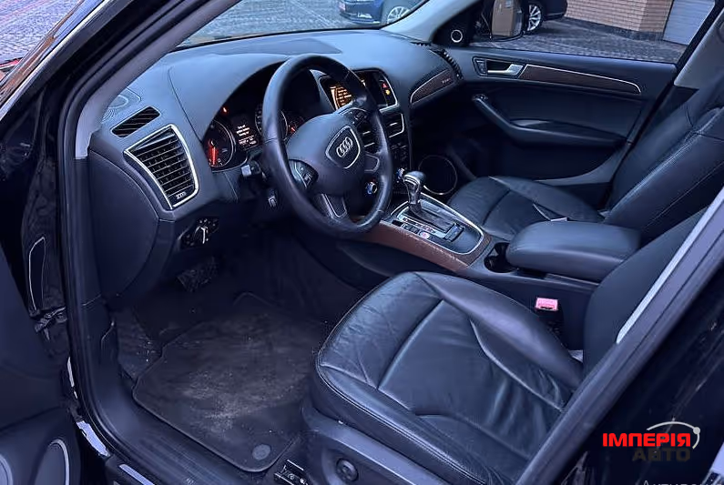 Audi Q5 - фото 8
