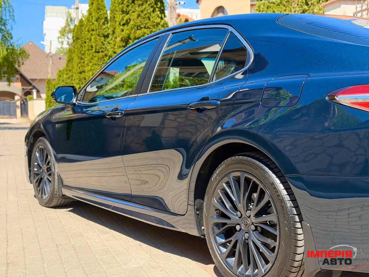 Toyota Camry - фото 5