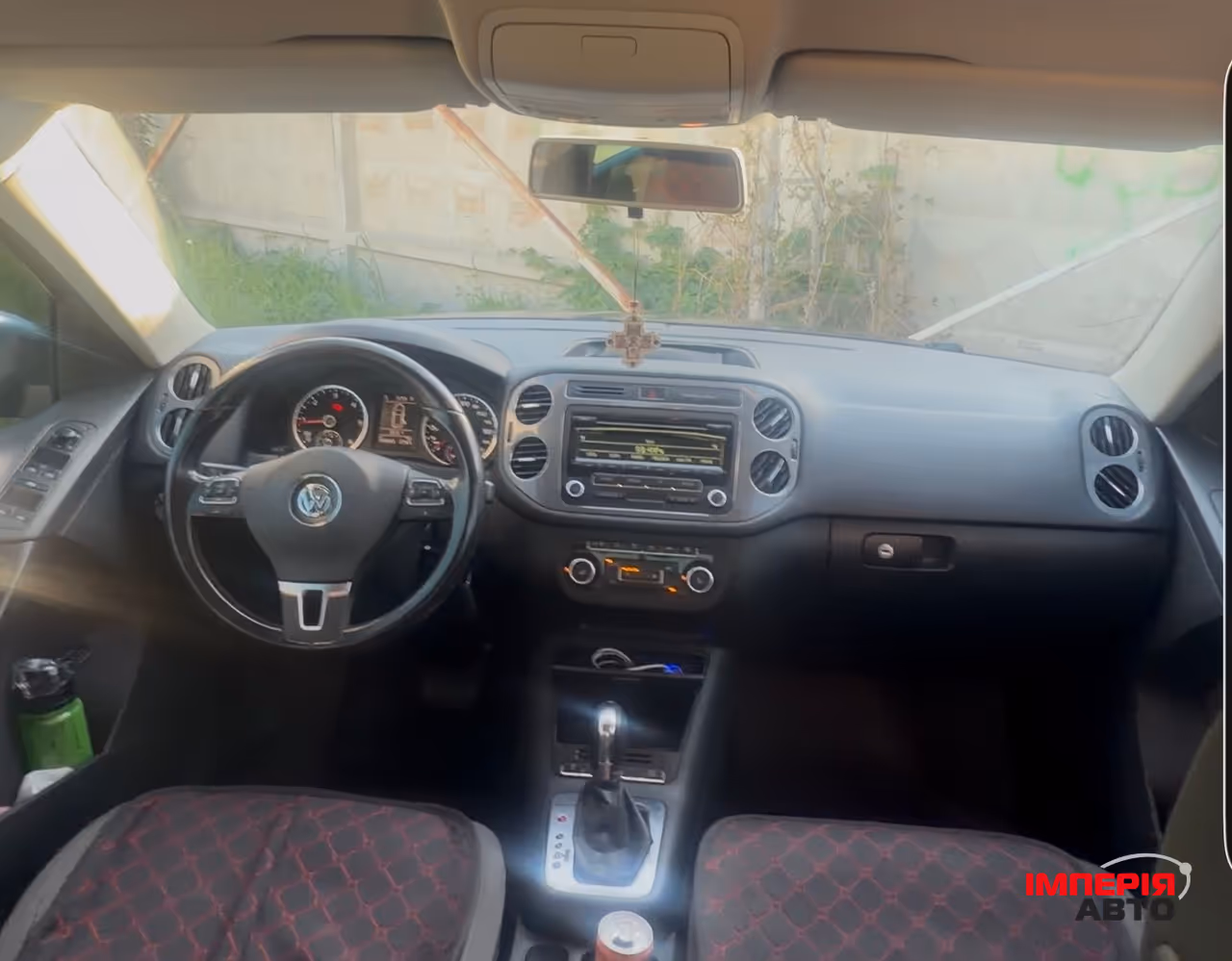 Volkswagen Tiguan - фото 12