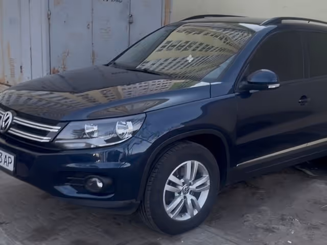 Volkswagen Tiguan - фото 3